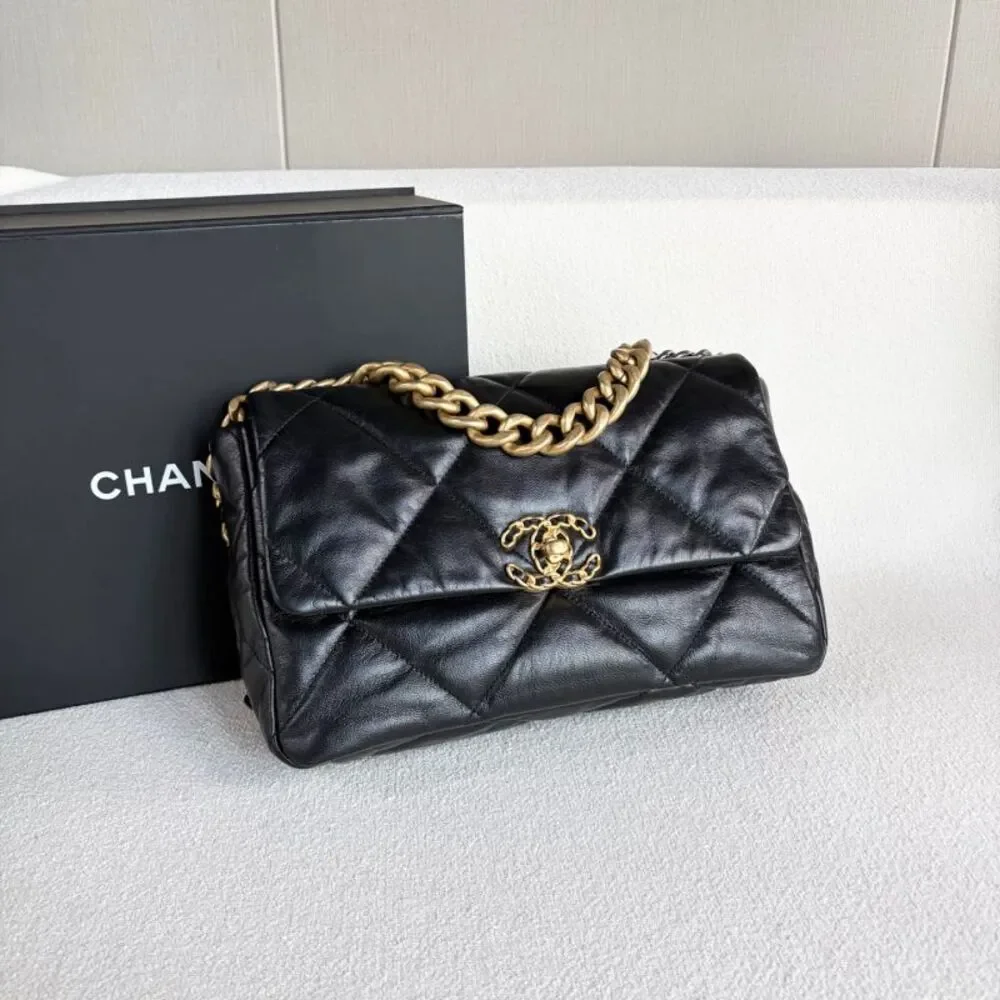 Chanel Women Pre-Loved Bag Very Good Condition